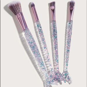 Glittery Make-up Brushes